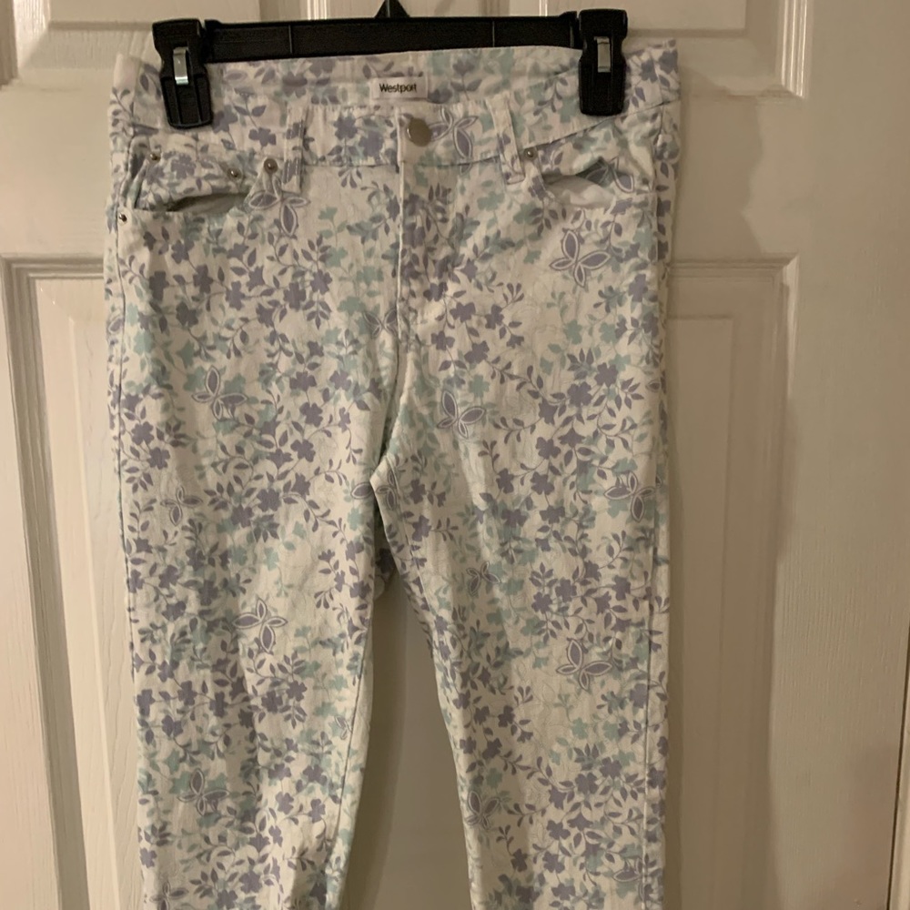 Westport Size 2 Floral Jeans